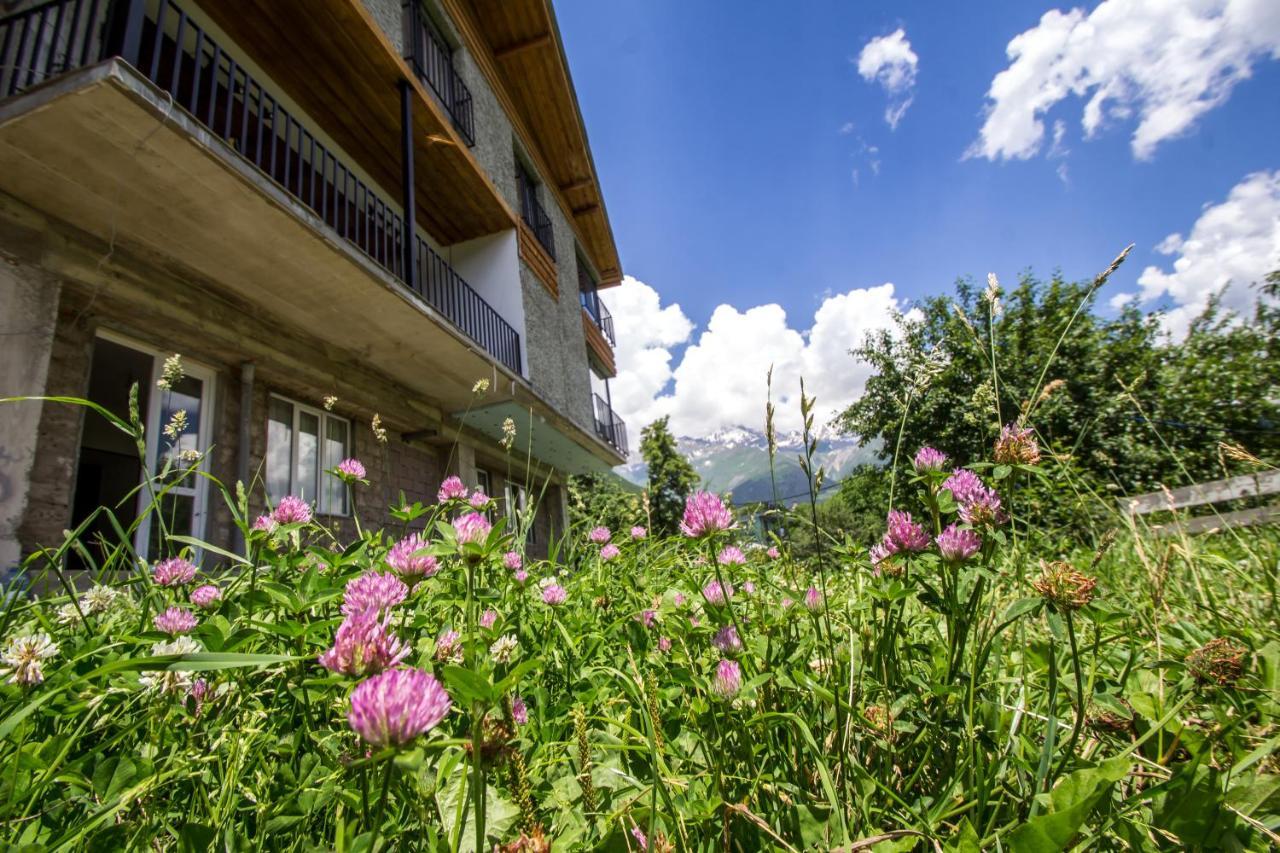 Mestia Hotel Amirani Exteriér fotografie