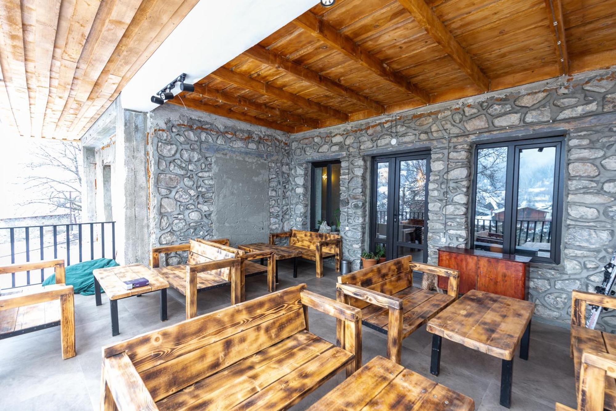 Mestia Hotel Amirani Exteriér fotografie