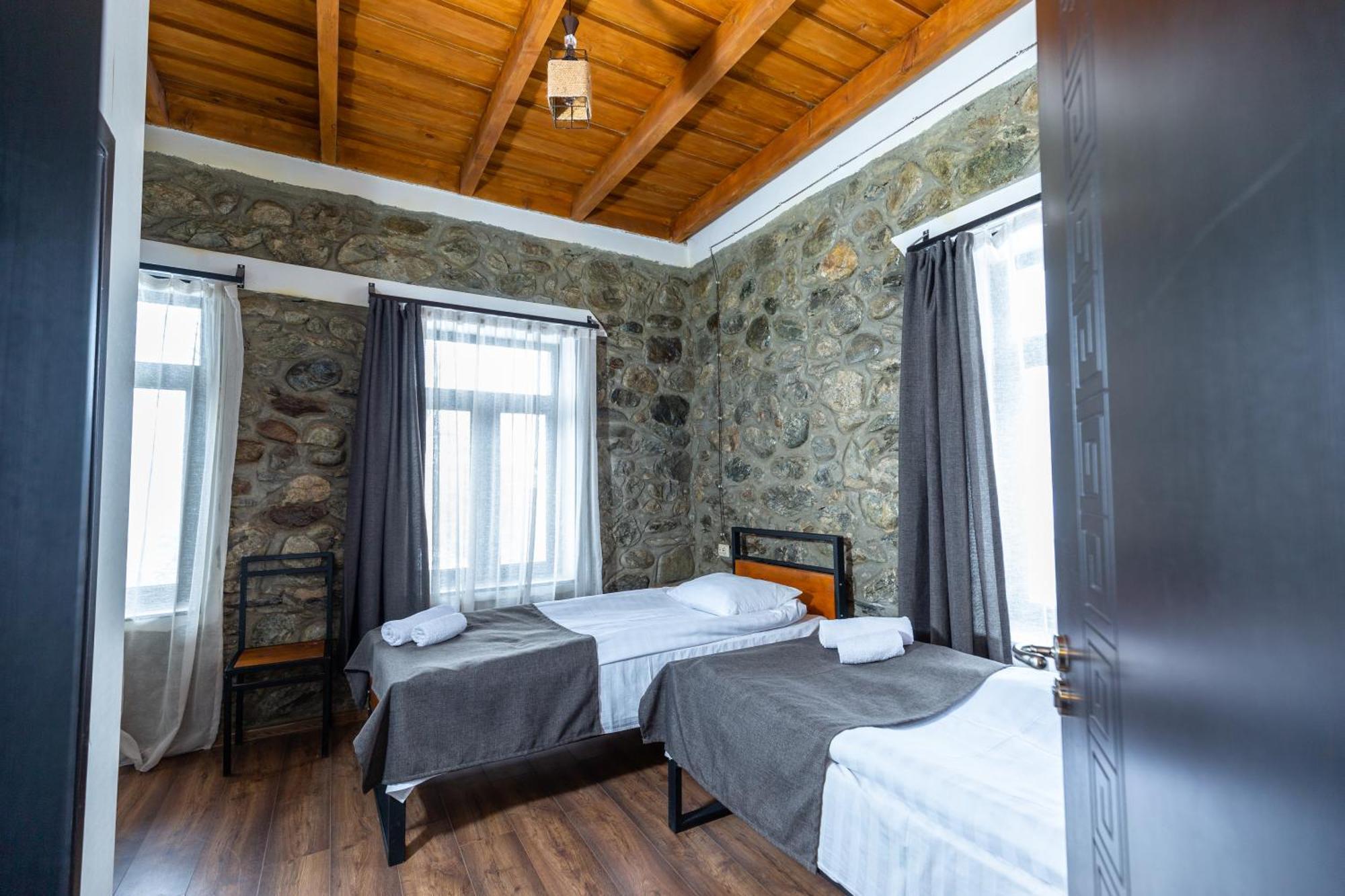 Mestia Hotel Amirani Exteriér fotografie